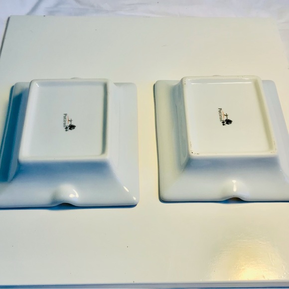 Pair of Parisian Ashtrays Striped with Gold Trim - Picture 5 of 5